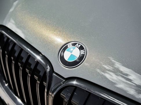 Used 2022 BMW M760i xDrive w/ Luxury Rear Seating Package AWD/4WD image 7