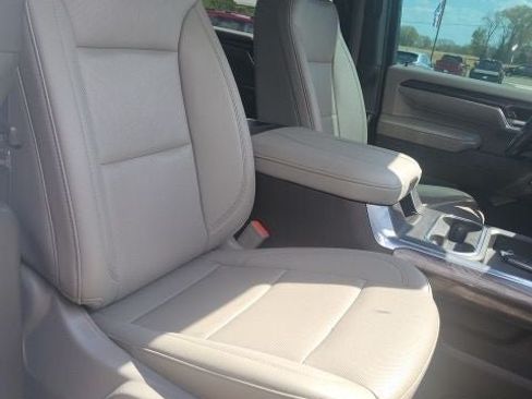 Used 2024 Chevrolet Silverado 2500 LTZ w/ LTZ Convenience Package AWD/4WD image 14