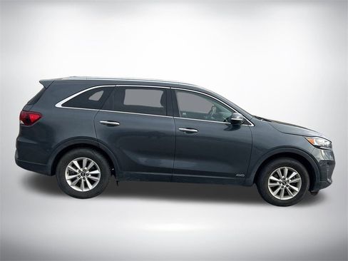 Used 2020 Kia Sorento LX w/ LX I4 Convenience Package image 6