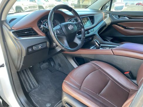 Used 2019 Buick Enclave Avenir w/ Avenir Technology Package FWD image 34