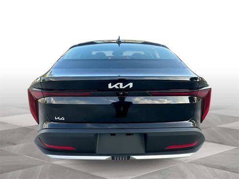 New 2026 Kia K4 LXS image 7