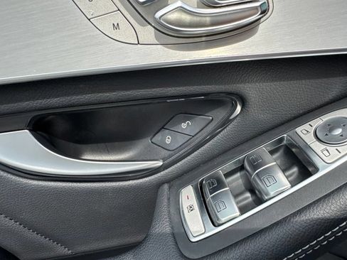Used 2019 Mercedes-Benz GLC 300 4MATIC Coupe image 38