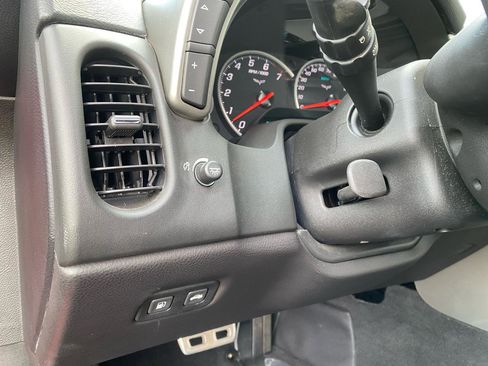 Used 2005 Chevrolet Corvette Coupe w/ Preferred Equipment Group image 19