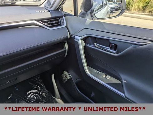 Used 2024 Toyota RAV4 Limited image 19