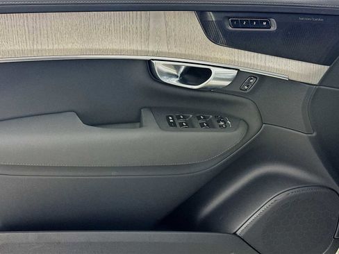New 2025 Volvo XC90 T8 Ultra w/ Protection Package Premier image 17