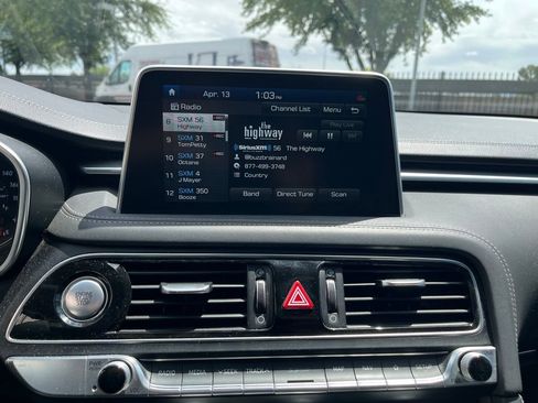 Used 2021 Genesis G70 3.3T w/ Sport Package image 12