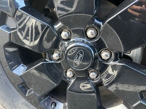 Used 2022 Ford Ranger Lariat w/ Equipment Group 501A High image 9