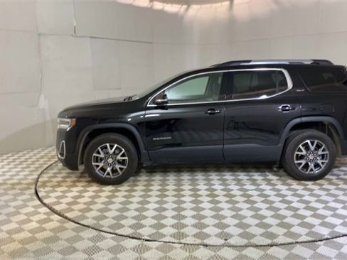 Used 2023 GMC Acadia SLT w/ LPO, Floor Liner Package image 5