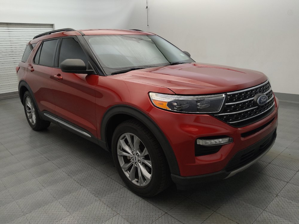 Used 2022 Ford Explorer XLT w/ Equipment Group 202A RWD image 13