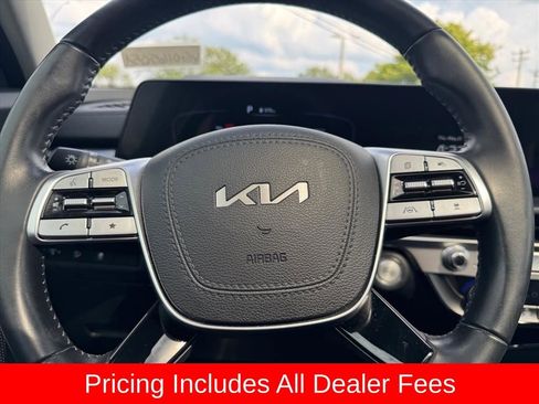 Used 2023 Kia Telluride S w/ S Sunroof Package FWD image 17