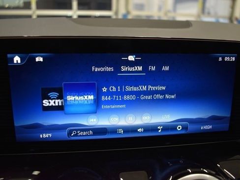 Used 2025 Mercedes-Benz GLA 250 4MATIC w/ Driver Assistance Package image 8