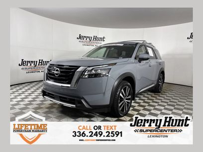 Used 2025 Nissan Pathfinder Platinum w/ Cargo Package