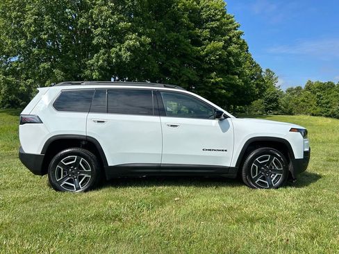New 2026 Jeep Cherokee Limited AWD/4WD image 2