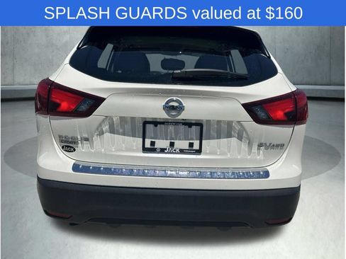Used 2018 Nissan Rogue Sport SV AWD/4WD image 6