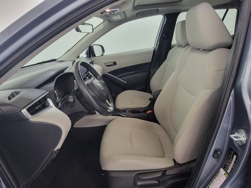 Certified 2022 Toyota Corolla Cross LE image 15