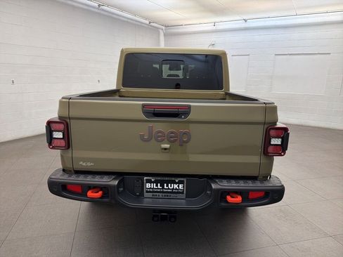 New 2026 Jeep Gladiator Mojave AWD/4WD image 4