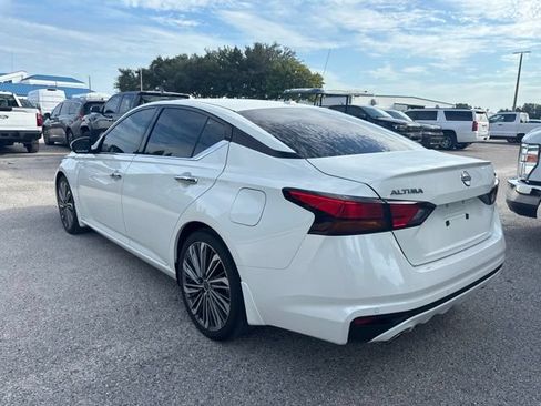 Used 2024 Nissan Altima 2.5 SL FWD image 7