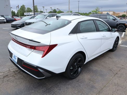 New 2026 Hyundai Elantra SEL Sport Premium FWD image 20