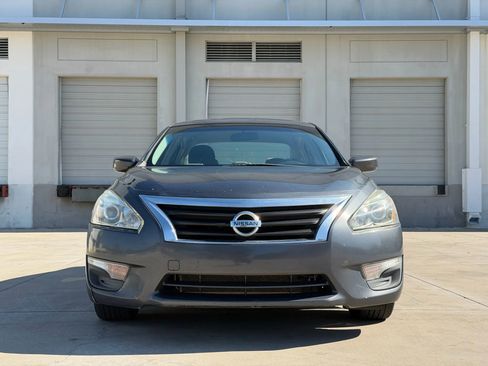 Used 2013 Nissan Altima 2.5 S image 3