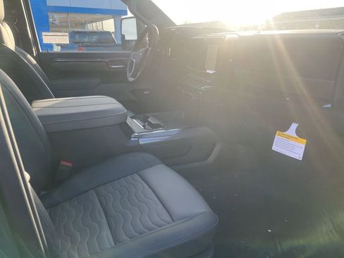 New 2026 Chevrolet Silverado 2500 ZR2 image 31