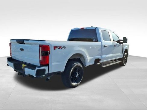 Used 2024 Ford F250 XL w/ STX Appearance Package AWD/4WD image 10