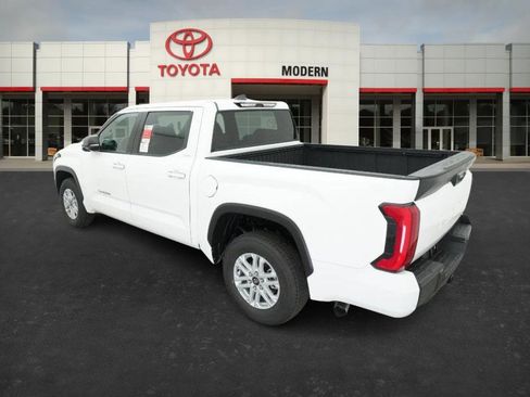 New 2026 Toyota Tundra SR5 image 13