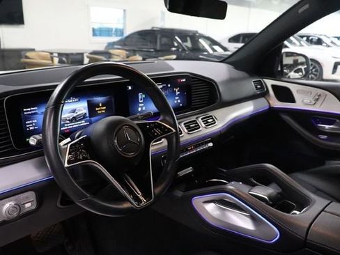 Used 2024 Mercedes-Benz GLE 450e 4MATIC image 12