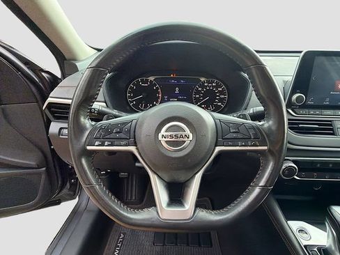 Used 2022 Nissan Altima 2.5 SR FWD image 33