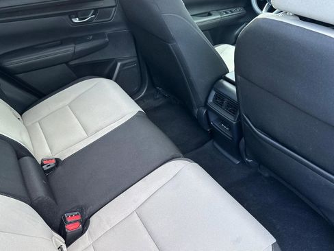 Certified 2025 Honda CR-V EX image 29