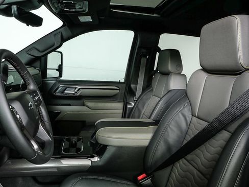 New 2026 Chevrolet Silverado 2500 ZR2 image 5