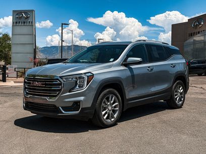 Used 2024 GMC Terrain SLT