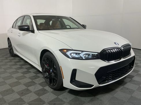 New 2026 BMW 330i Sedan w/ M Sport Package image 4