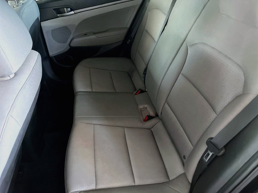 Used 2018 Hyundai Elantra SE w/ Cargo Package FWD image 21