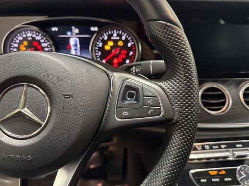 Used 2017 Mercedes-Benz E 400 4MATIC Wagon w/ Premium 1 Package image 28