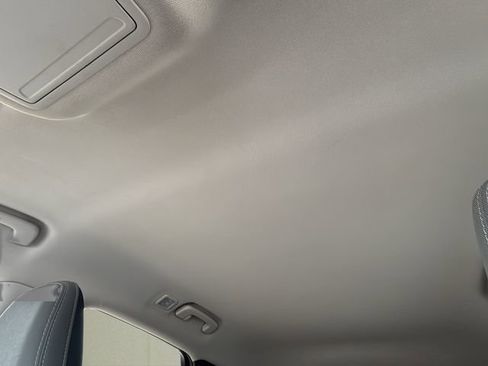 Used 2020 Ford Escape SE image 36