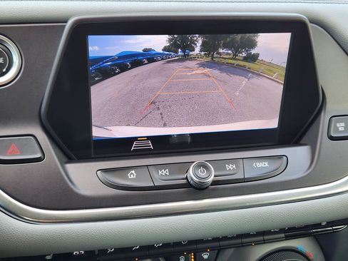 Used 2019 Chevrolet Blazer LT FWD image 7