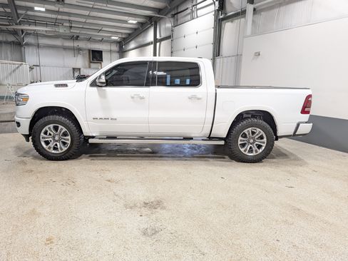 Used 2021 RAM 1500 Limited w/ Body Color Bumper Group AWD/4WD image 6