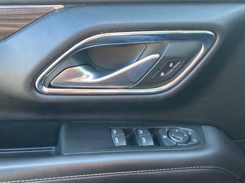 Used 2022 Chevrolet Tahoe LS image 16