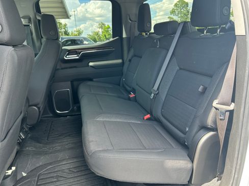 Used 2024 GMC Sierra 1500 Elevation w/ X31 Off-Road Package AWD/4WD image 15