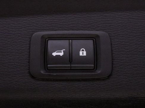 Used 2024 Mitsubishi Outlander SE image 29