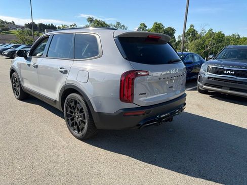 Used 2022 Kia Telluride EX w/ EX Premium Package AWD/4WD image 5
