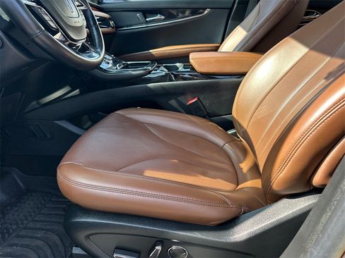 Used 2022 Lincoln Nautilus Reserve image 10