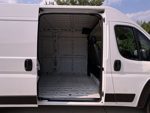 Used 2023 RAM ProMaster 2500 FWD image 31