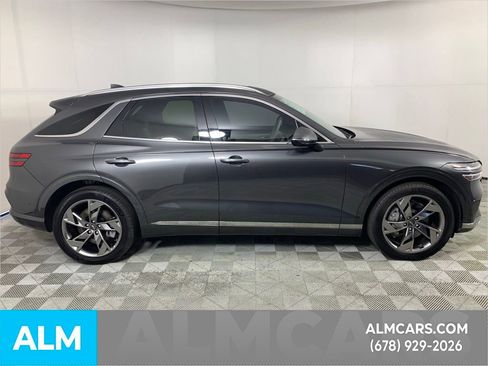 Used 2023 Genesis Electrified GV70 Advanced image 10