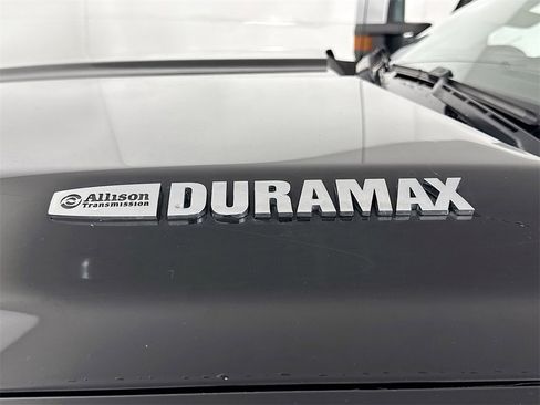 Used 2015 Chevrolet Silverado 3500 High Country image 10