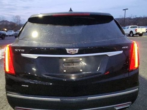 Used 2024 Cadillac XT5 Premium Luxury image 6