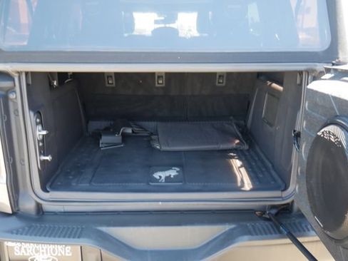 Used 2022 Ford Bronco Black Diamond w/ Sasquatch Package AWD/4WD image 10