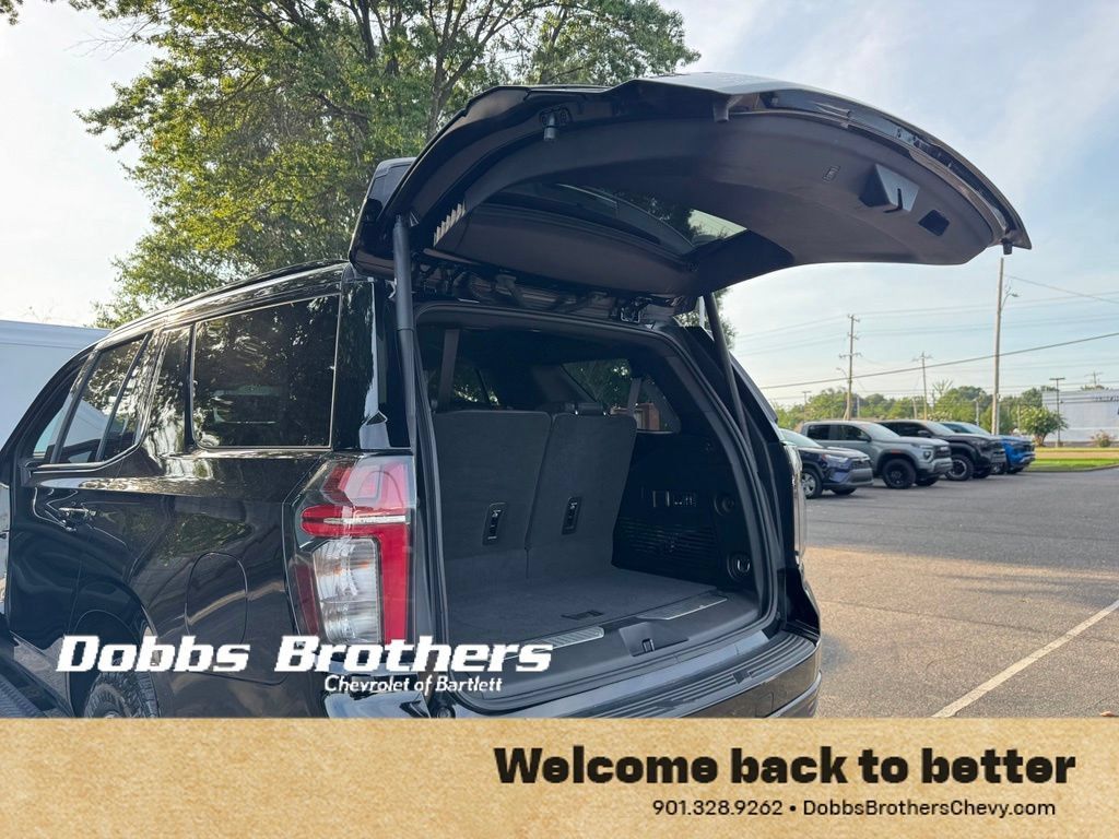 Used 2023 Chevrolet Tahoe Z71 w/ Luxury Package AWD/4WD image 37