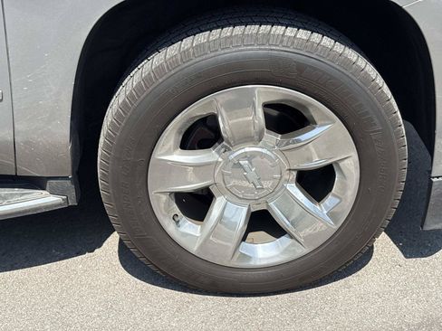Used 2017 Chevrolet Tahoe Premier AWD/4WD image 10