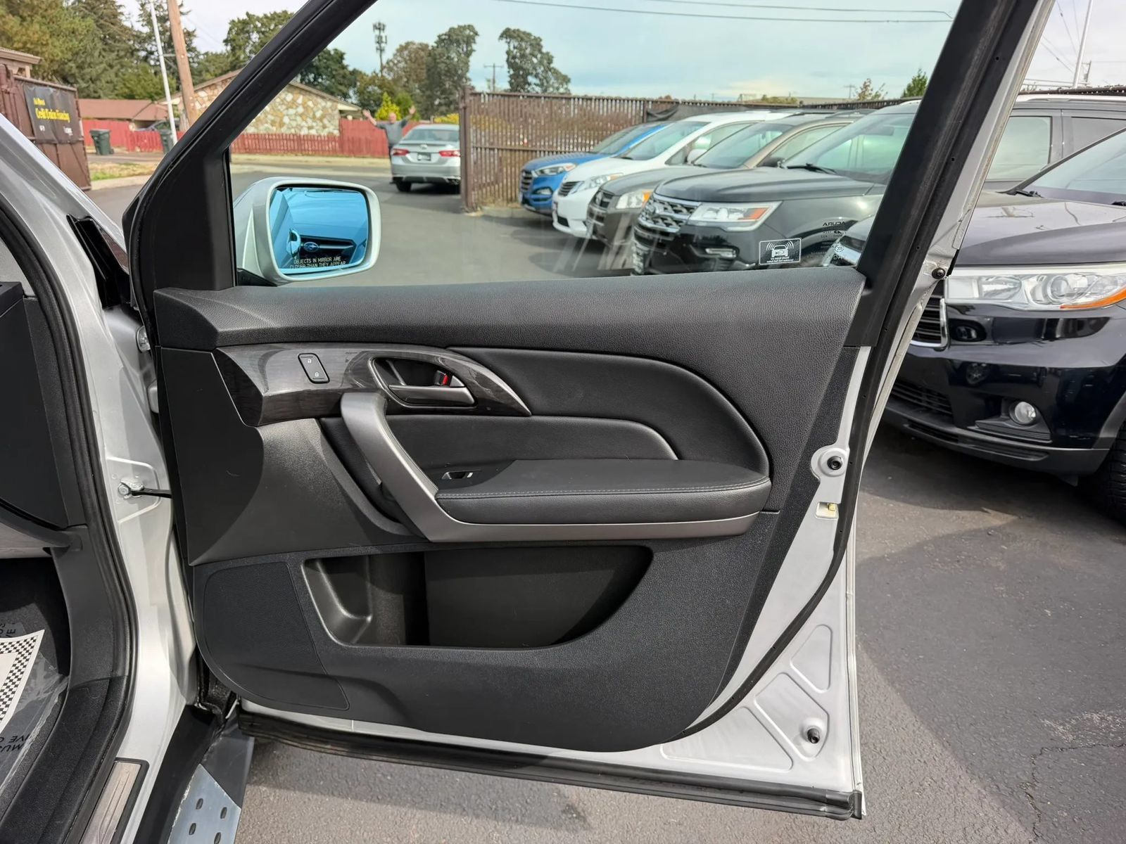 Used 2008 Acura MDX w/ Technology Package AWD/4WD image 16